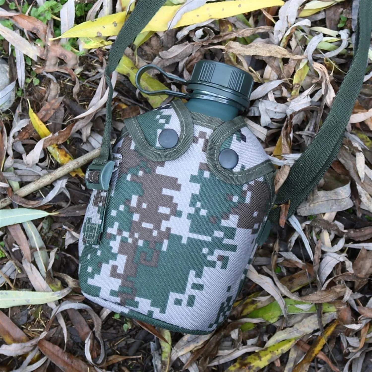 1L Outdoor Sports Water Bottle Military Camping Water Bottle With Pouch Canteen Bottle Camping Hiking Survival Drinking Kettle (Color : WB29-DD)