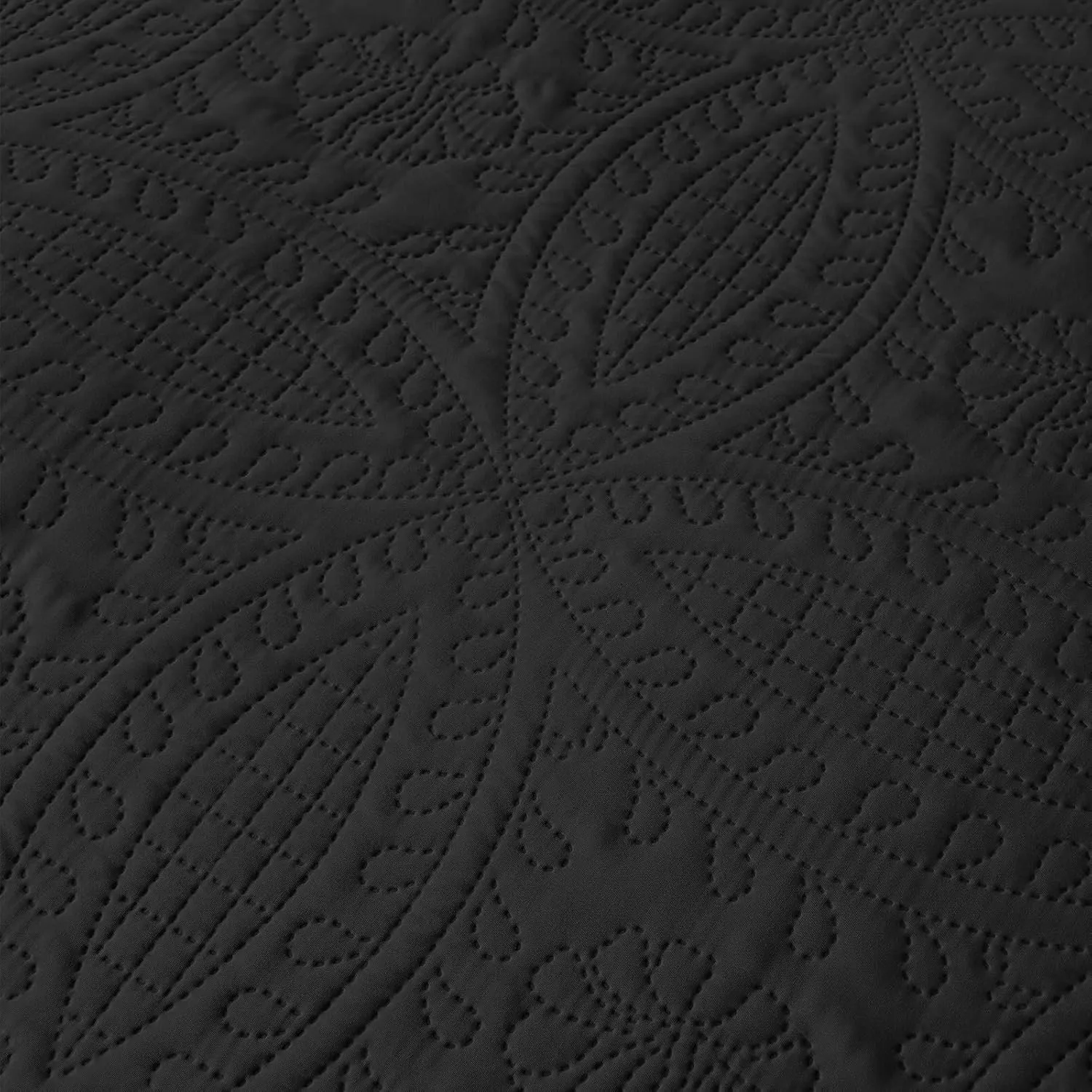 akkialla Queen Quilt Bedding Set,Black Ultrasonic Full/Queen Quilt Set,Lightweight Soft Bedspread Coverlet,Modern Style Coin Pattern Bed Cover for All Seasons,3 Piece(1 Quilt,2 Pillow Shams)