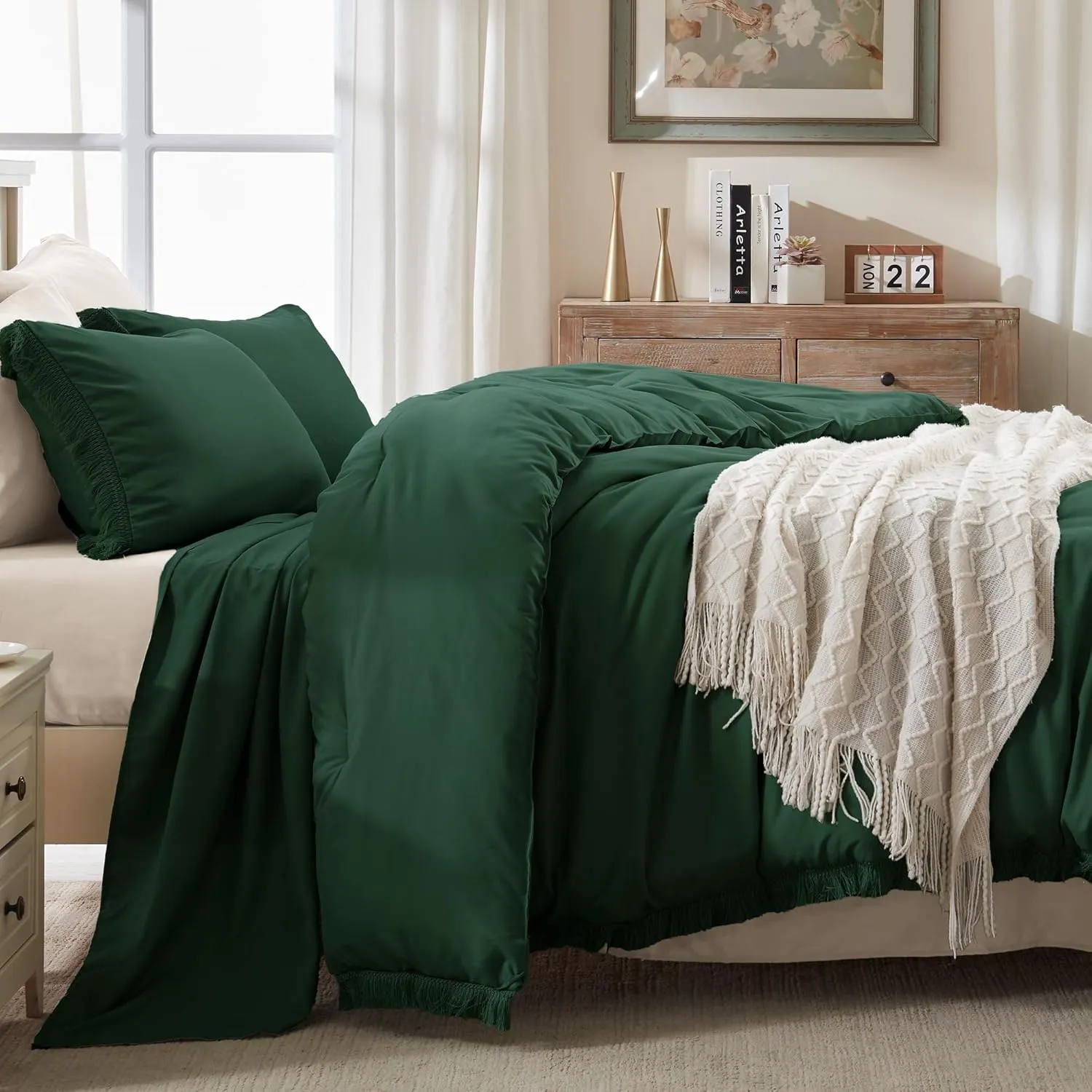 Andency Dark Emerald Green Comforter Set Full, 3 Pieces Boho Lightweight Forest Bedding Comforter Sets, All Season Fluffy Tassel Bed Set (79x90In Comforter & 2 Pillowcases)