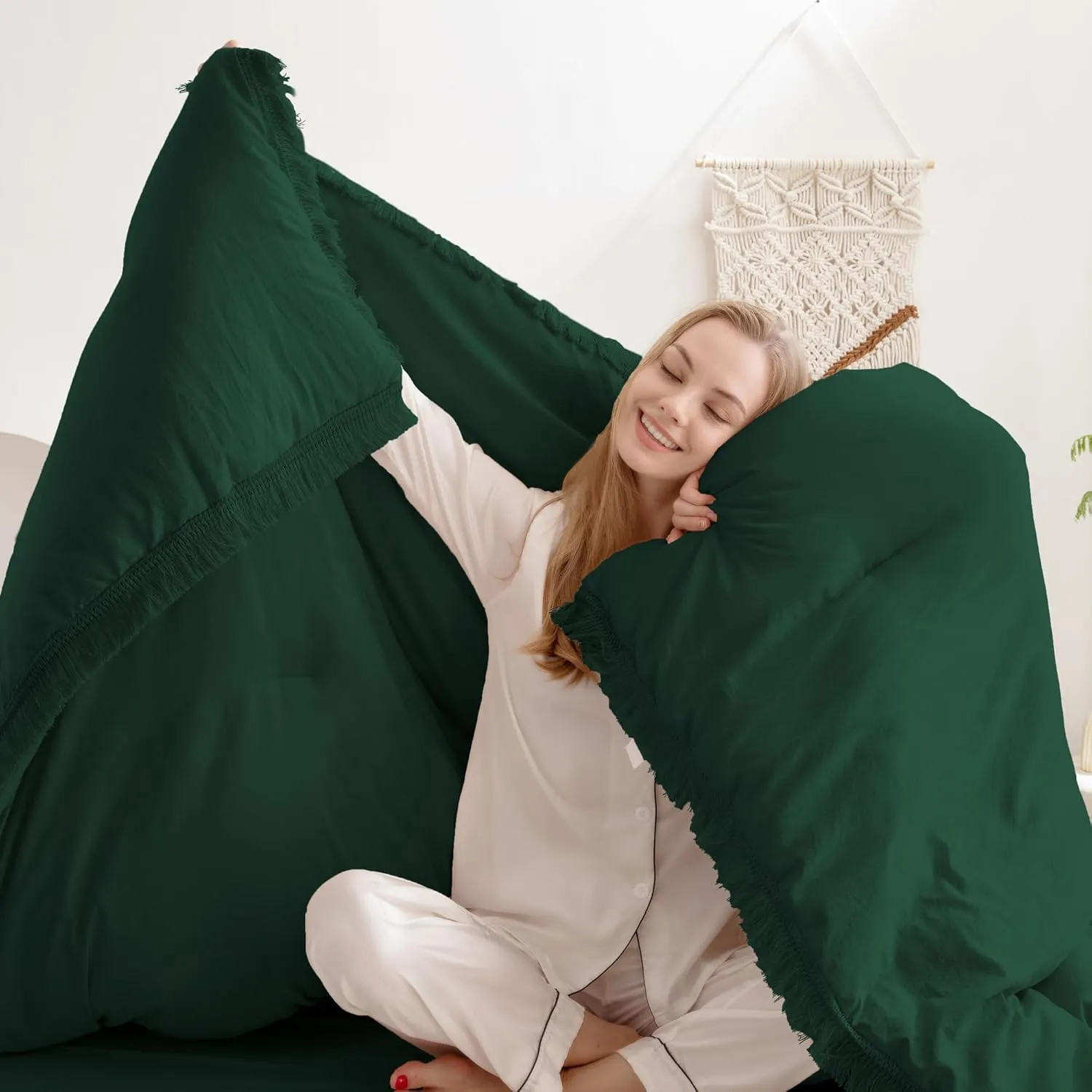 Andency Dark Emerald Green Comforter Set Full, 3 Pieces Boho Lightweight Forest Bedding Comforter Sets, All Season Fluffy Tassel Bed Set (79x90In Comforter & 2 Pillowcases)