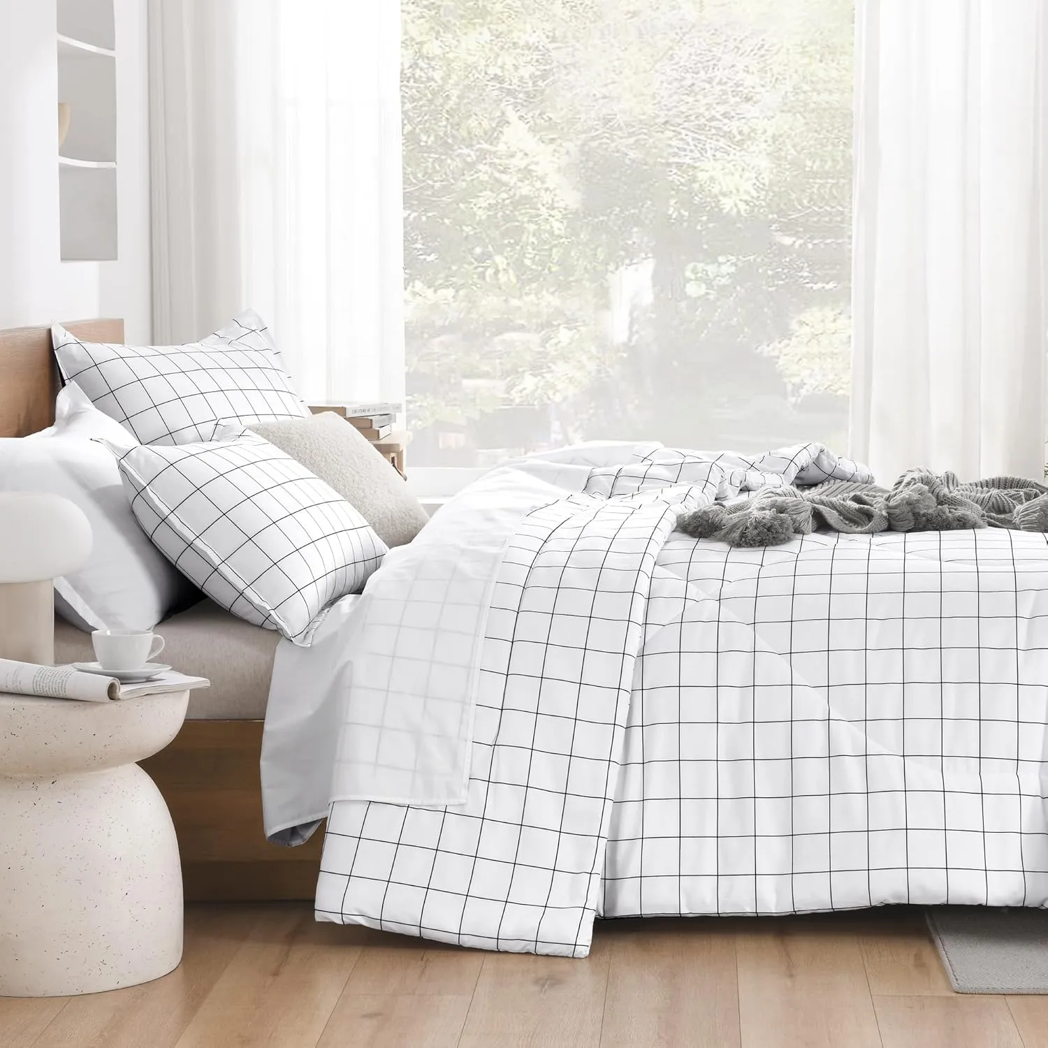 Andency Plaid Comforter Queen(90x90 Inch), White Grid Gingham Bed Set for Teen Boys Kids, Lightweight Reversible Preppy Bedding，3 Pieces(1 Comforter and 2 Pillowcases)