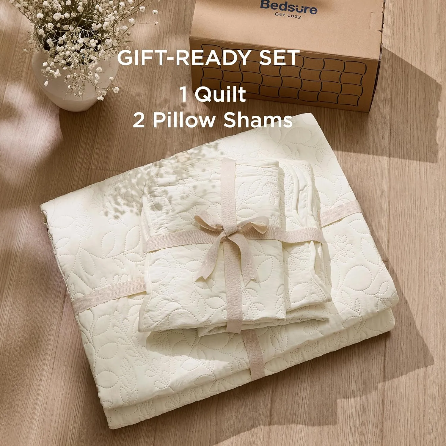 Bedsure Quilts Queen Size - Ultra Soft Pre-Washed Bedspread - Lightweight Cream Yellow Comforter with 2 Pillow Shams - Summer Bedding Set with Leaf Design 90x96 Inch