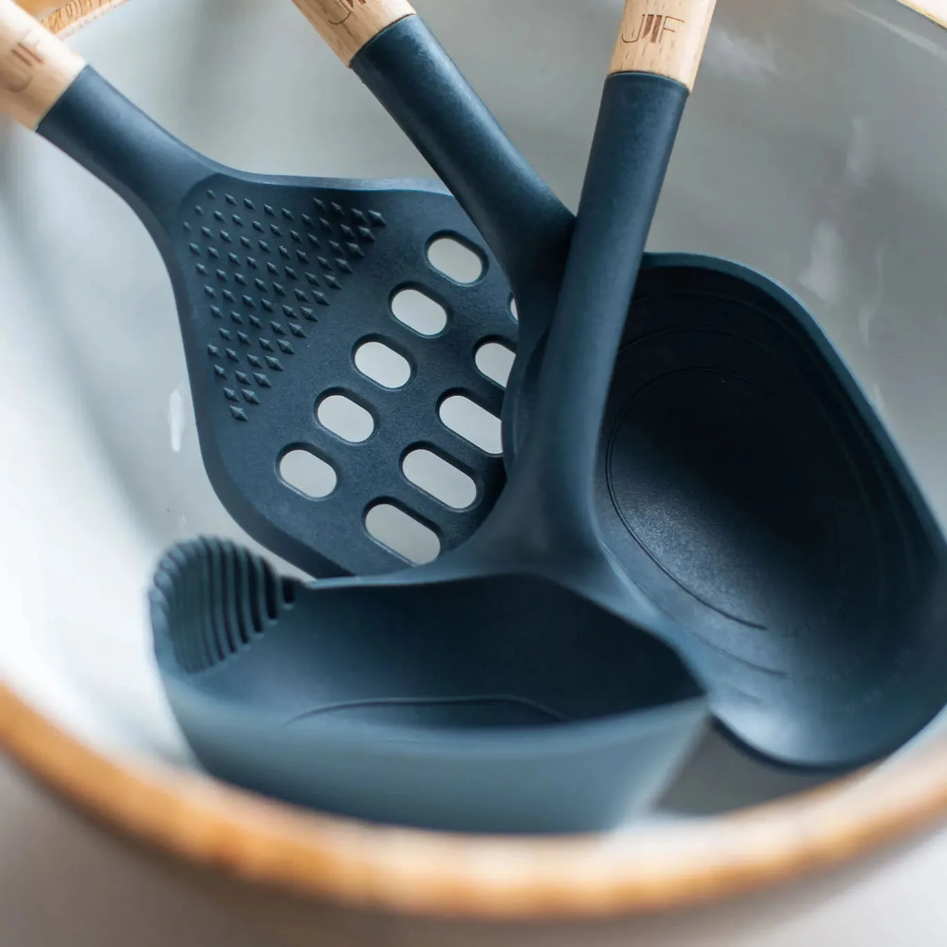 Beechwood & Nylon 3 Piece Kitchen Utensil Set
