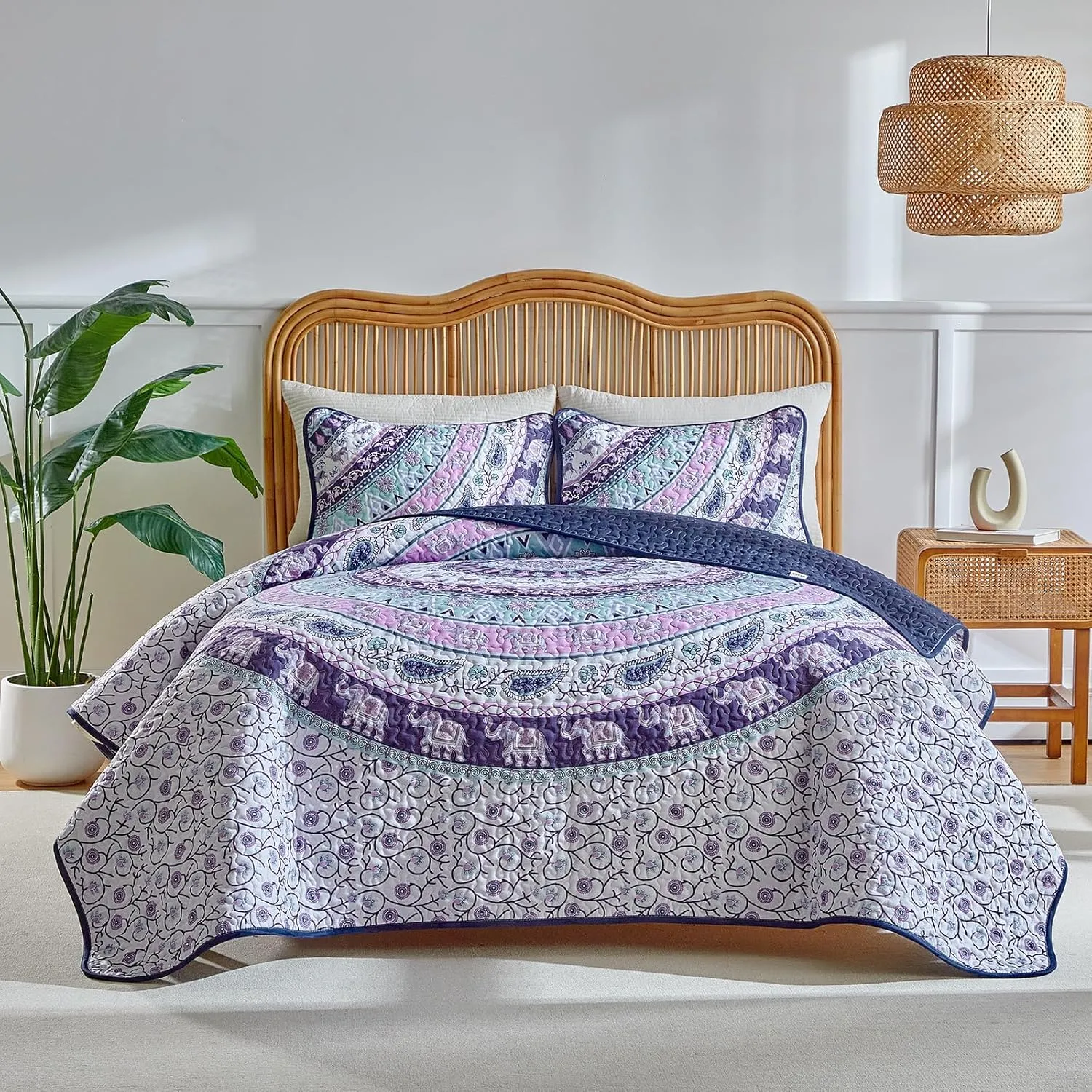 Boho Quilt Set King Size - Reversible Summer Bohemian Quilt Bedding Set, 3 Pieces Colorful Lightweight Microfiber Bedspread Purple Elephant Paisley Circle Coverlet Set with Pillow Shams for Hot Day