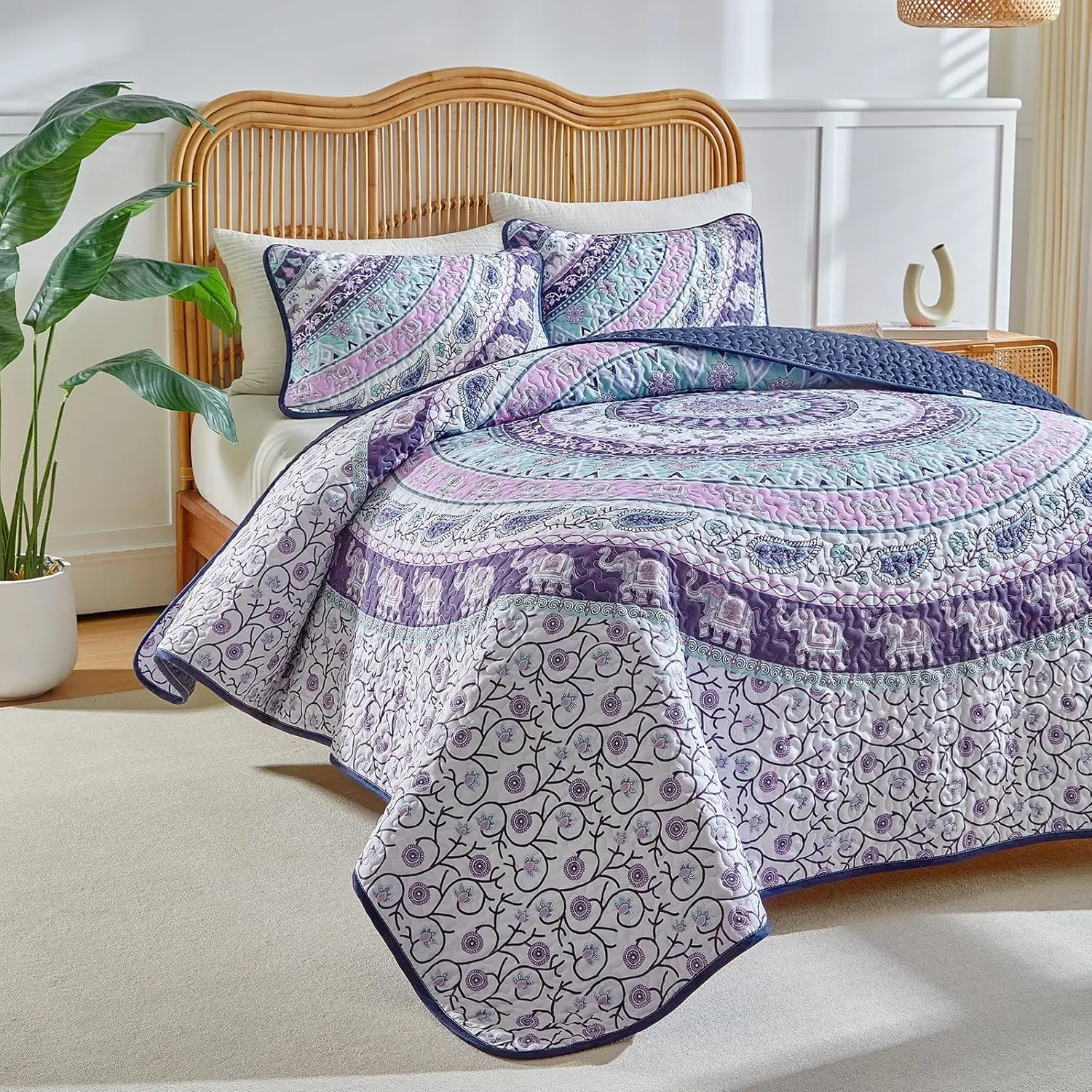 Boho Quilt Set King Size - Reversible Summer Bohemian Quilt Bedding Set, 3 Pieces Colorful Lightweight Microfiber Bedspread Purple Elephant Paisley Circle Coverlet Set with Pillow Shams for Hot Day