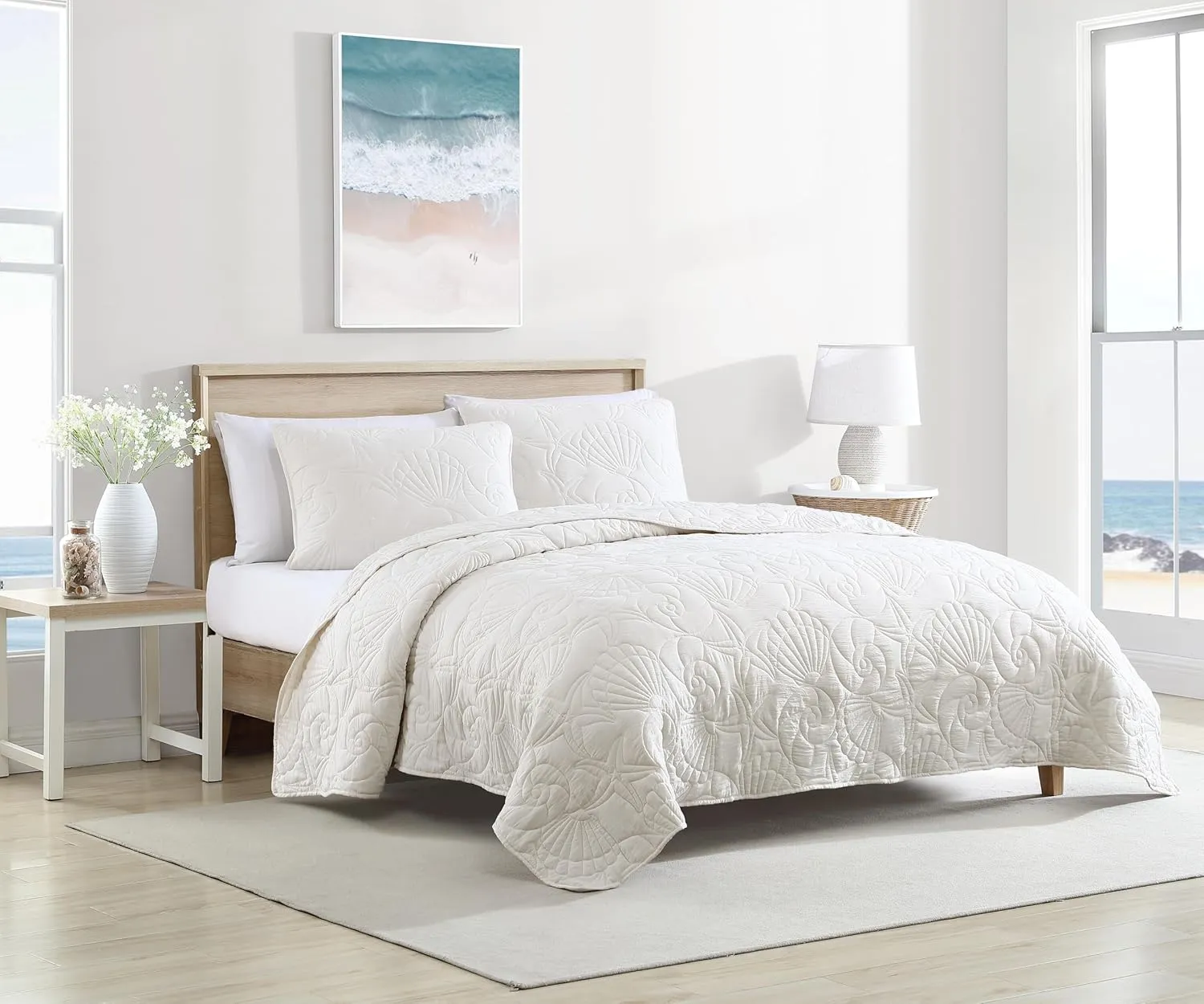 CARIBBEAN JOE King Outlined Shell 3-Piece Quilt Set, Coastal Beach Design Bedding, Ivory