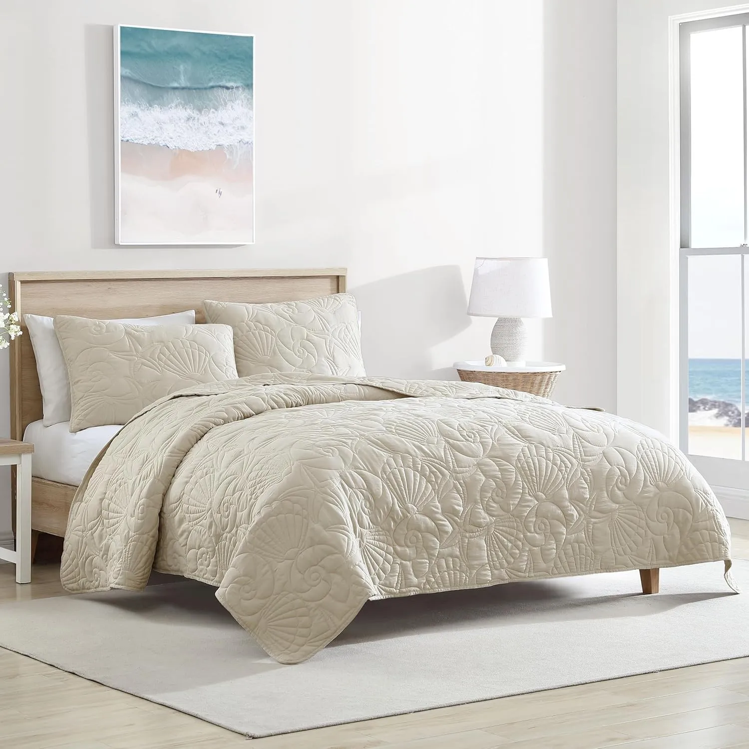 CARIBBEAN JOE King Outlined Shell 3-Piece Quilt Set, Coastal Beach Design Bedding, Sand