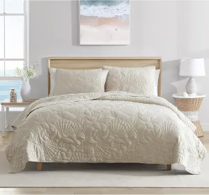 CARIBBEAN JOE King Outlined Shell 3-Piece Quilt Set, Coastal Beach Design Bedding, Sand