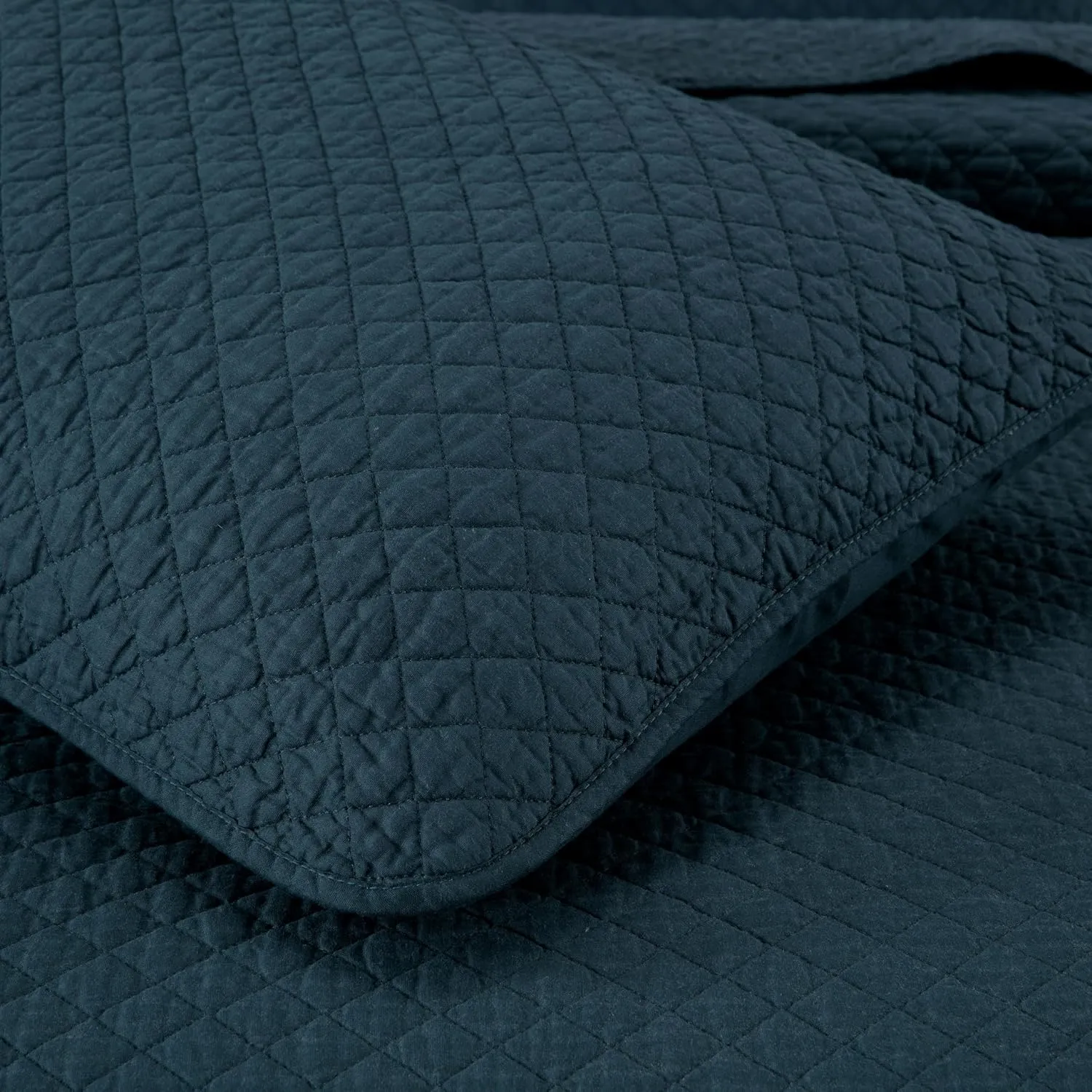 Chezmoi Collection Avon 3-Piece Dark Blue Quilt Set Queen Size - Soft Washed 100% Cotton Diamond Stitch Quilted Lightweight Bedspread for All Season
