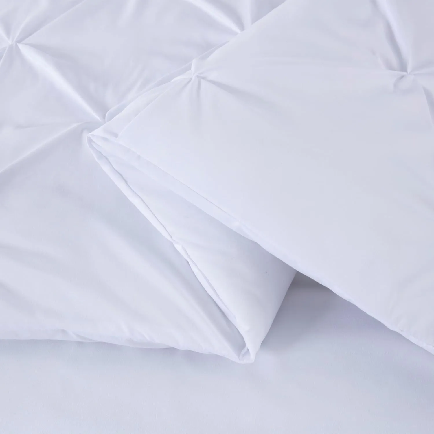 Chezmoi Collection Berlin White Pinch Pleat Full Comforter Set, 3-Piece (Comforter and Pillow Shams) - Soft Pintuck, Lightweight All Season Microfiber