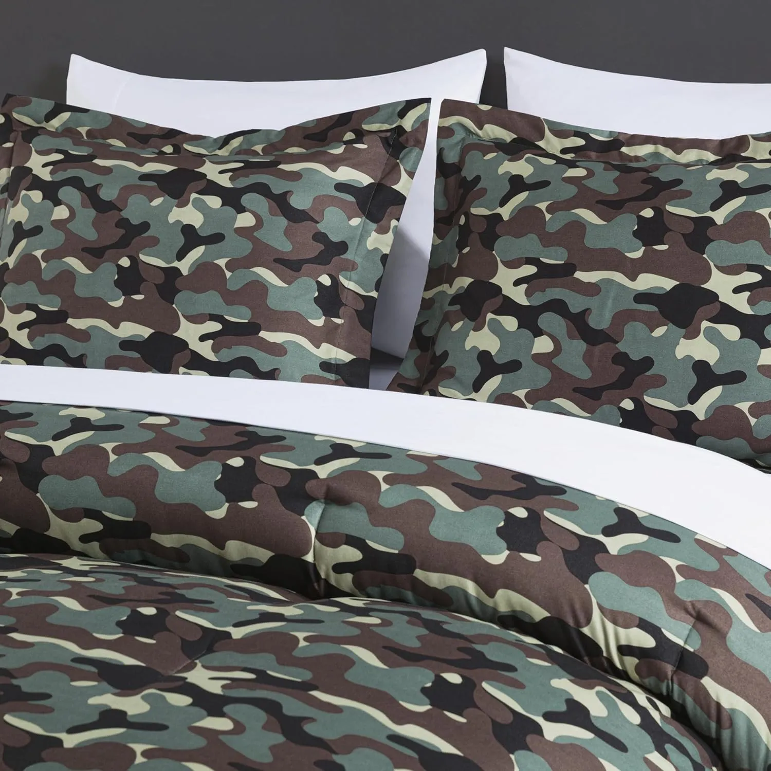 Chezmoi Collection Soft Microfiber Printed Military Camo Bedding Set 2-Piece Army Green Camouflage Comforter Set, Twin Size