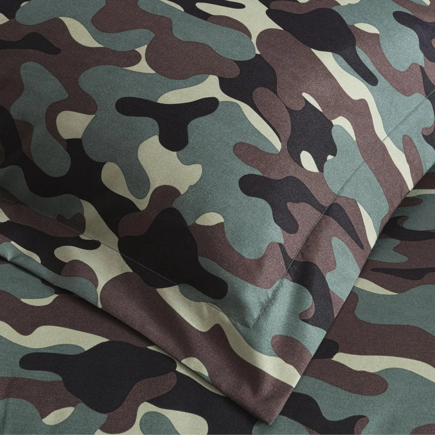 Chezmoi Collection Soft Microfiber Printed Military Camo Bedding Set 2-Piece Army Green Camouflage Comforter Set, Twin Size