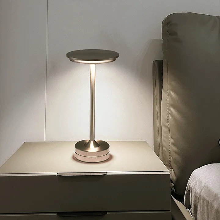 Cordless Metallic LED Table Lamp
