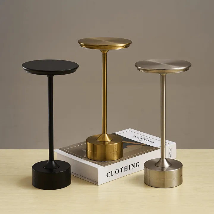 Cordless Metallic LED Table Lamp