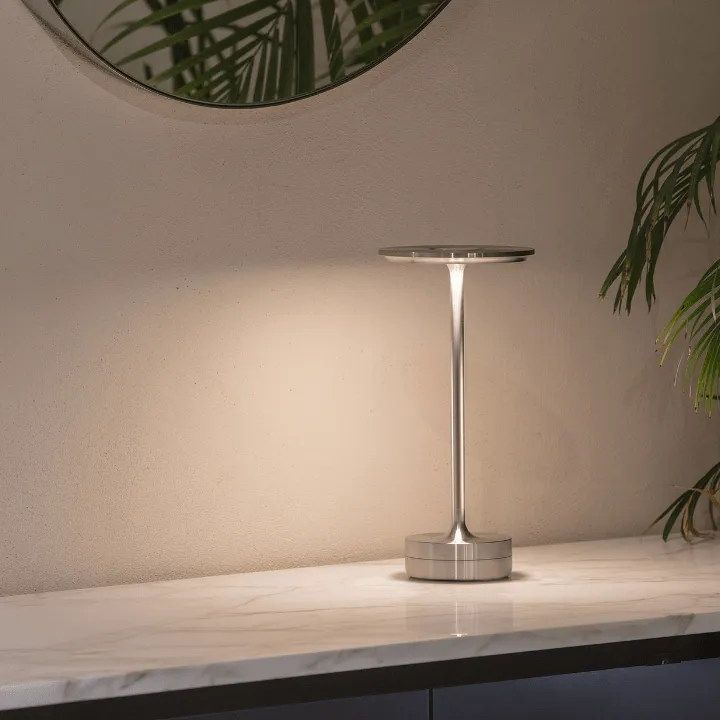 Cordless Metallic LED Table Lamp