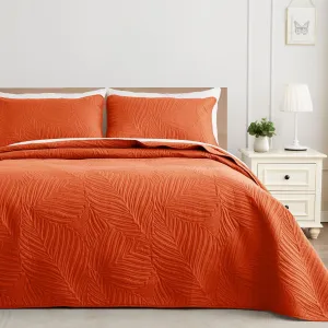 Exclusivo Mezcla Queen Quilt Bedding Set, Lightweight Burnt Orange Quilts Queen Full Size for All Seasons, Soft Microfiber Bedspreads Coverlets Bed Cover with Leaf Pattern, 3 Piece