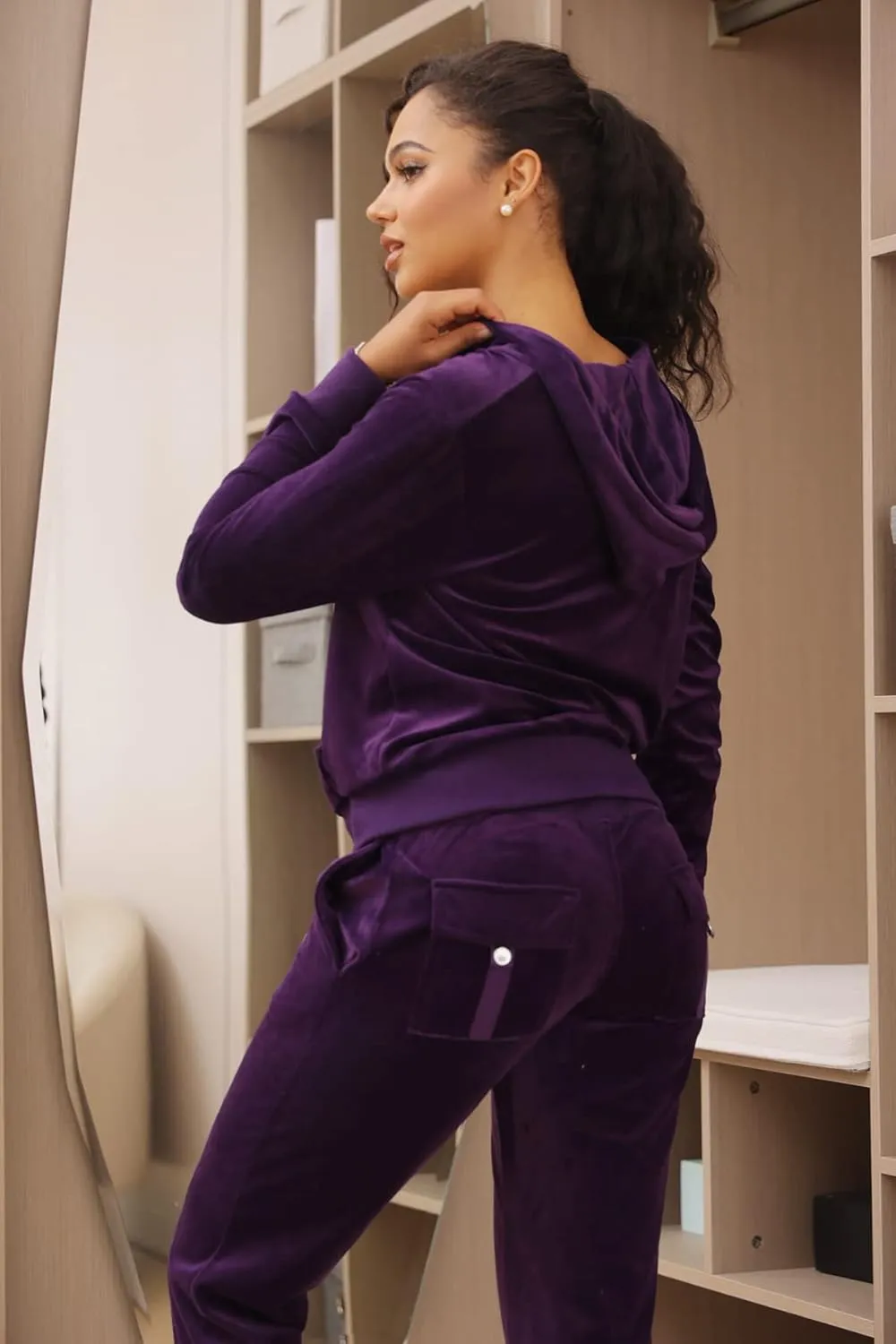 Facitisu Tracksuit for Women Set 2 Piece Joggers Velour Jogging Sweat Outfits Hoodie and Sweatpants Set