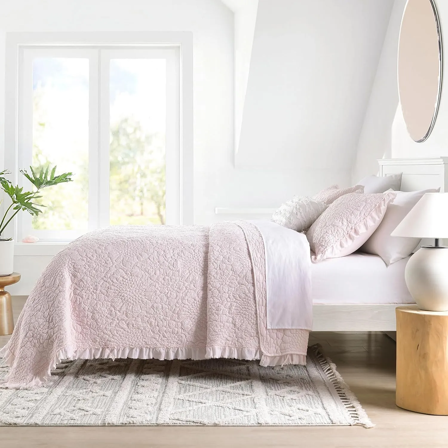 HORIMOTE HOME Pink Ruffled Quilt Queen Size, Stone-Washed Microfiber Lightweight Crinkled Farmhouse Rustic Shabby Chic Bedding Set, 3 Pieces Reversible Bedspread with Pillow Shams for All Season