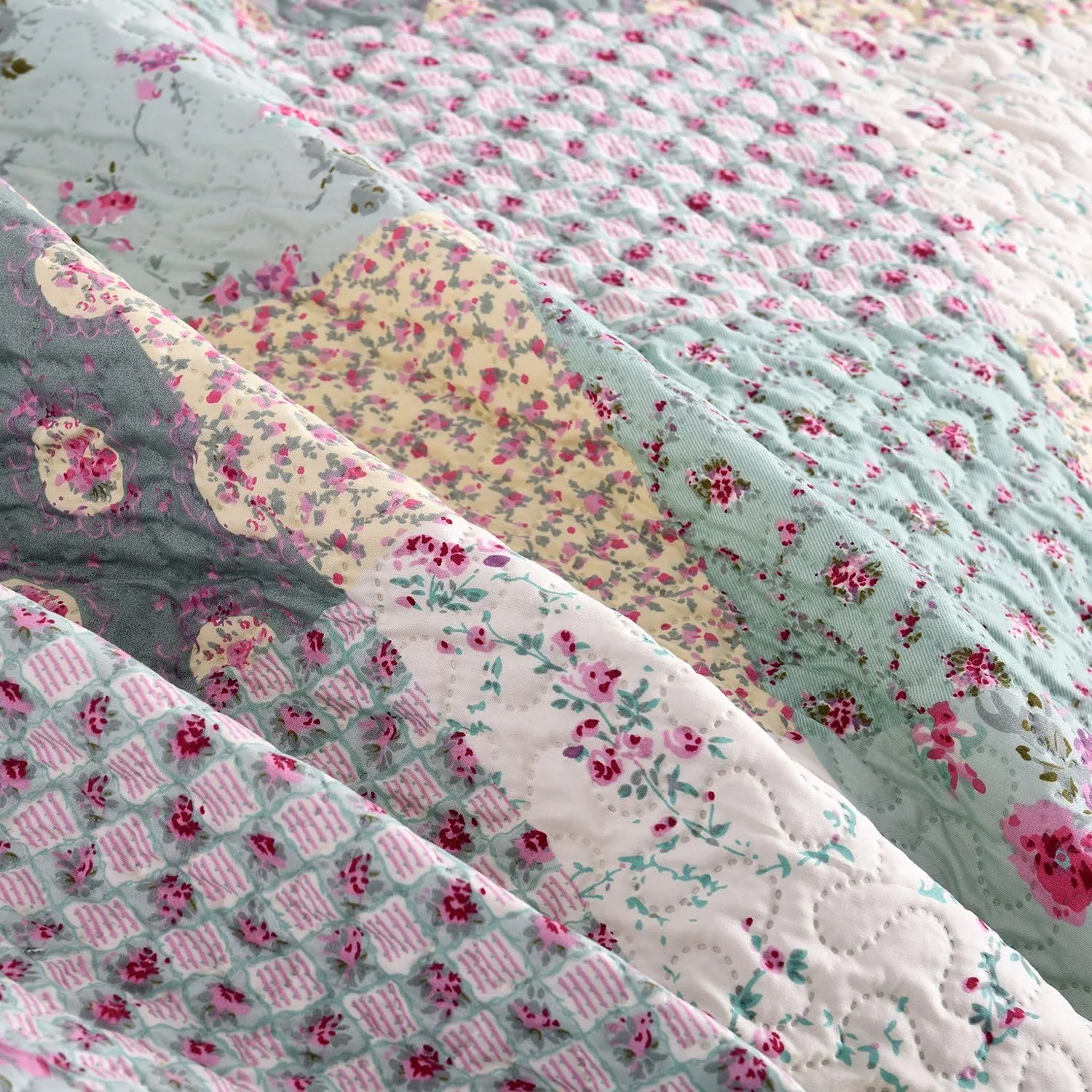 JML Quilt Set - Queen Size Quilt Sets with Shams - 3 Pieces - All Season Lightweight Soft Printed Pattern Bedding Bedspread Coverlet Set