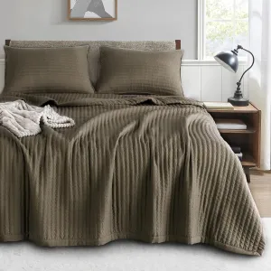 KASENTEX Cub Brown King Size Quilt Bedding Sets with Pillow-Shams, Dark Lightweight Soft Bedspread Coverlet, Quilted Blanket Thin Comforter Bed Cover, All Season Summer Spring, 3 Pieces, 100x90 inches