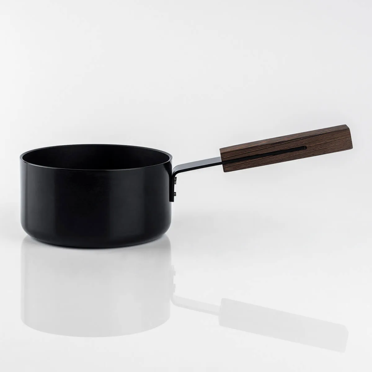 KnIndustrie Black Casserole