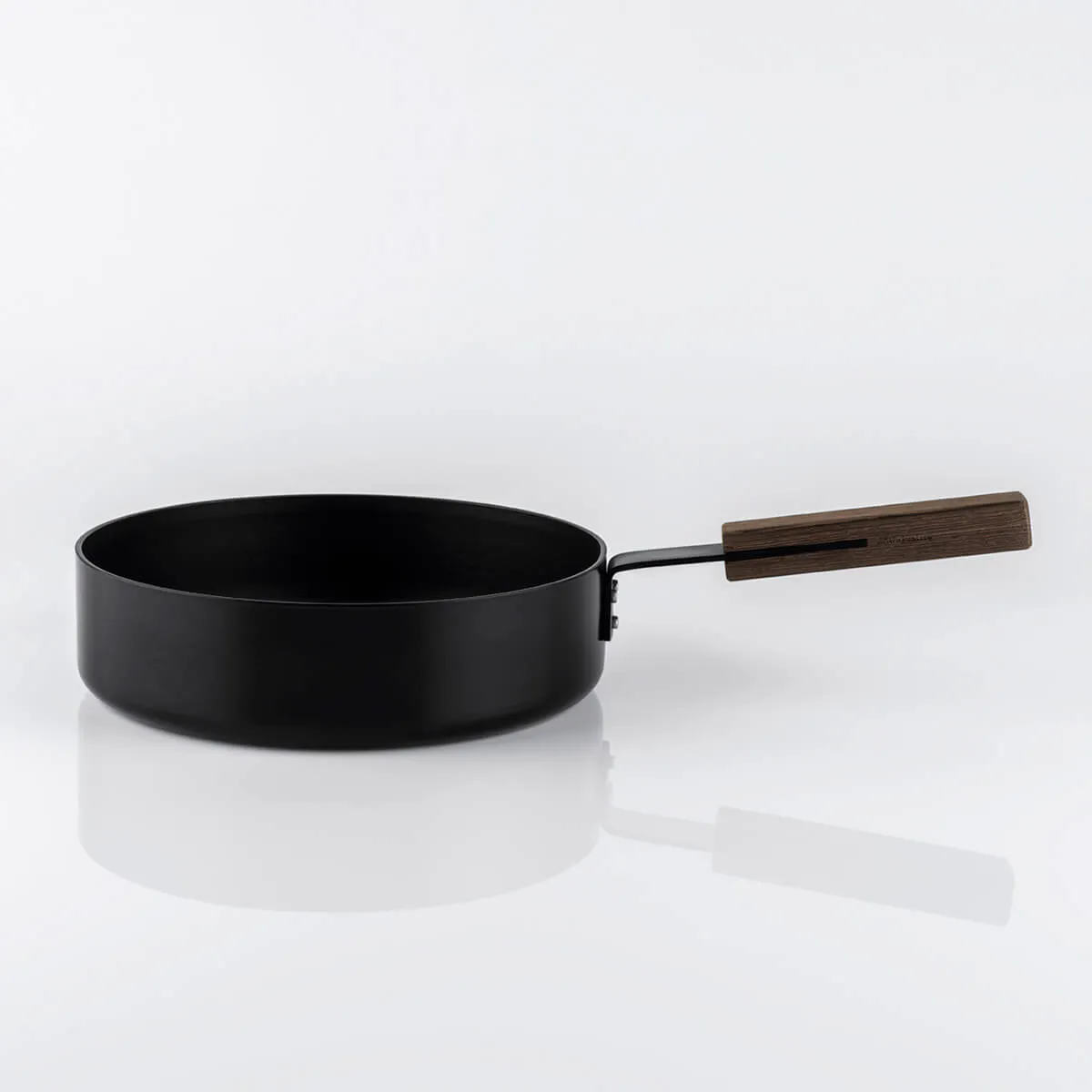 KnIndustrie Black Casserole