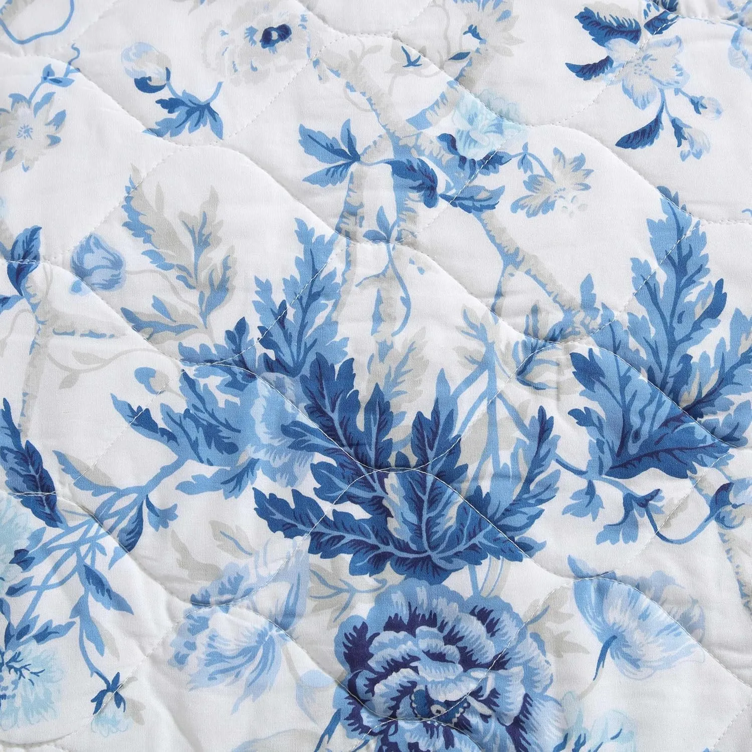 Laura Ashley - King Quilt Set, Reversible Cotton Bedding with Matching Shams, Lightweight Home Decor for All Seasons (Breezy Floral Blue, King)