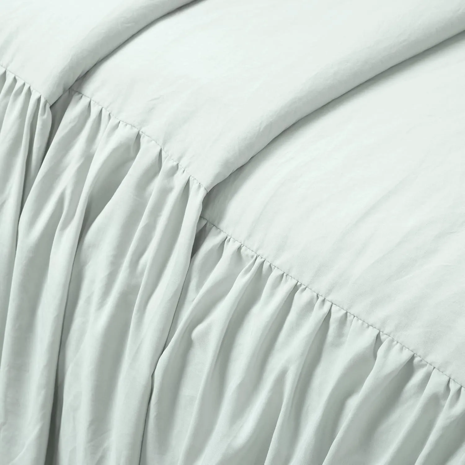 Lush Decor Ruffle Skirt Bedspread Set - 3 Piece Luxurious Farmhouse Bedding Set - Elegant, Charming Ruffle Detail - Timeless Style & Classic Design - Soft and Lightweight - Queen, Sea Salt