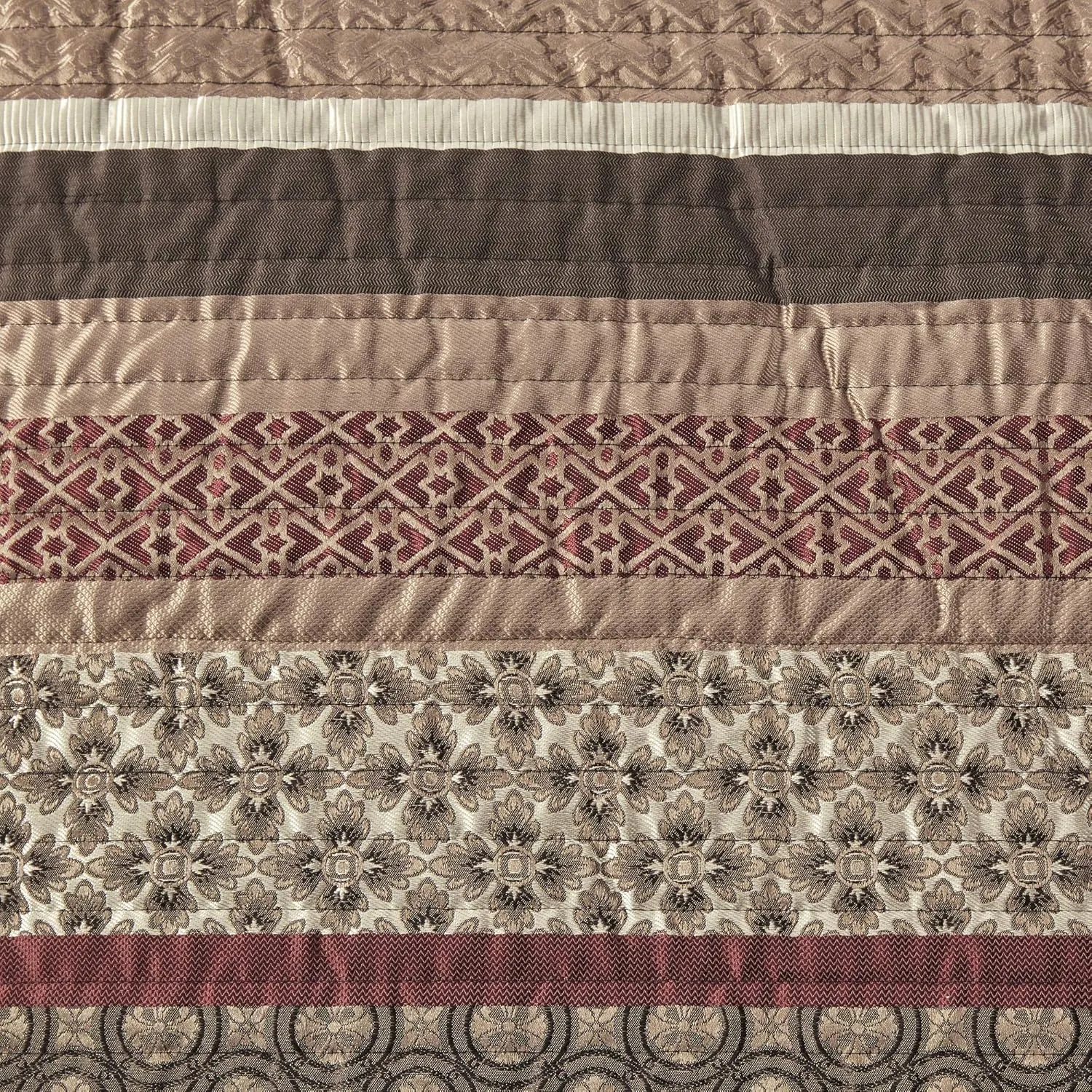 Madison Park Quilt Set Luxurious Jacquard Stripes Design - All Season, Coverlet Bedspread Lightweight Bedding Layer, Shams, Decorative Pillow, King/Cal King(104"x94"), Floral Red 5 Piece