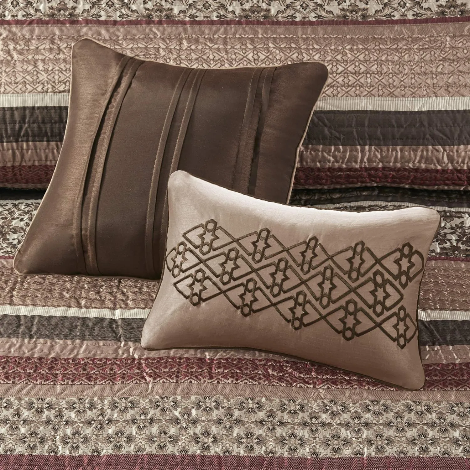 Madison Park Quilt Set Luxurious Jacquard Stripes Design - All Season, Coverlet Bedspread Lightweight Bedding Layer, Shams, Decorative Pillow, King/Cal King(104"x94"), Floral Red 5 Piece