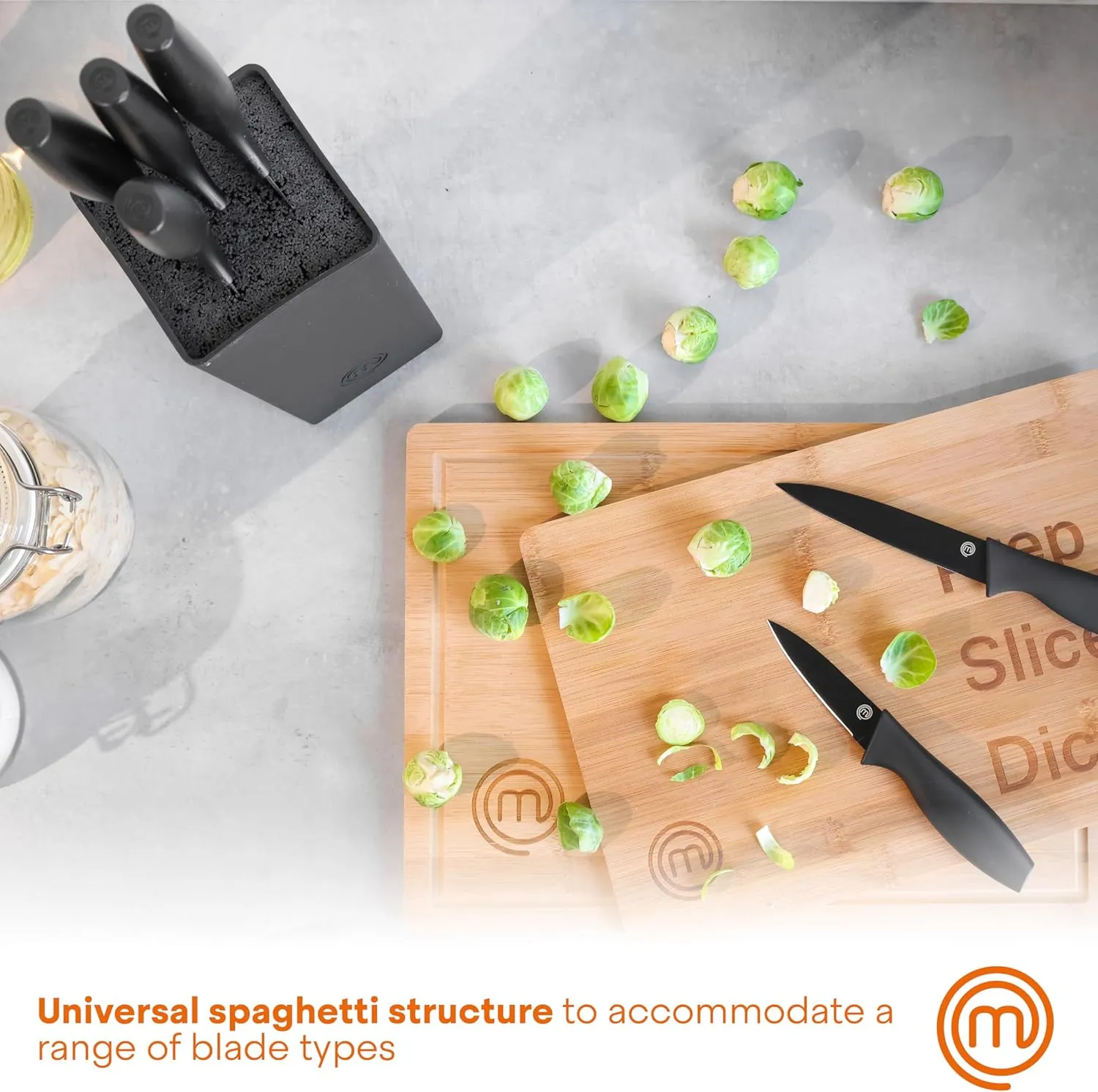 MasterChef Knife Set with Block, 6 Kitchen Knives and a Universal Knife Holder, Extra Sharp Stainless Steel Blades for Precise Cutting with Non Stick Coating & Soft Touch Easy Grip Handles, Black
