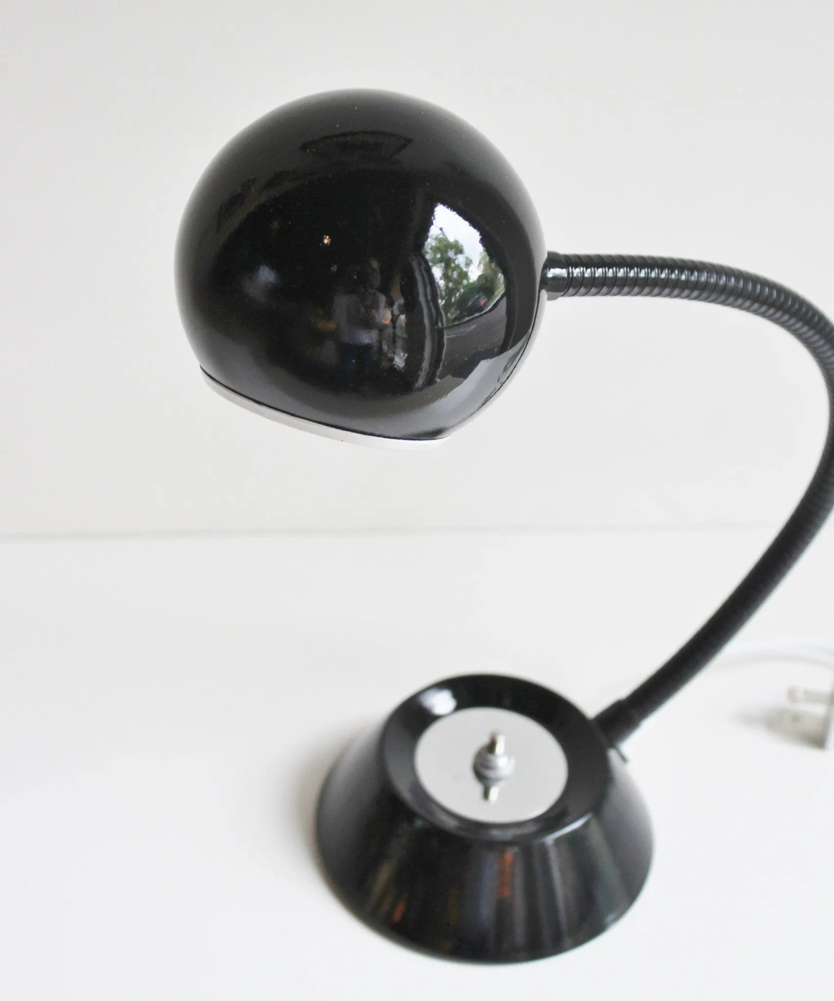 Modern Adjustable Gooseneck Lamp