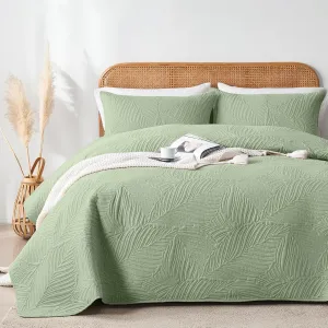 OARAGE Twin Quilt Bedding Set Soft Lightweight Sage Green Bedspread with Leaf Pattern Ultrasonic Microfiber Bed Coverlet for All Season (1 Quilt,1 Sham)