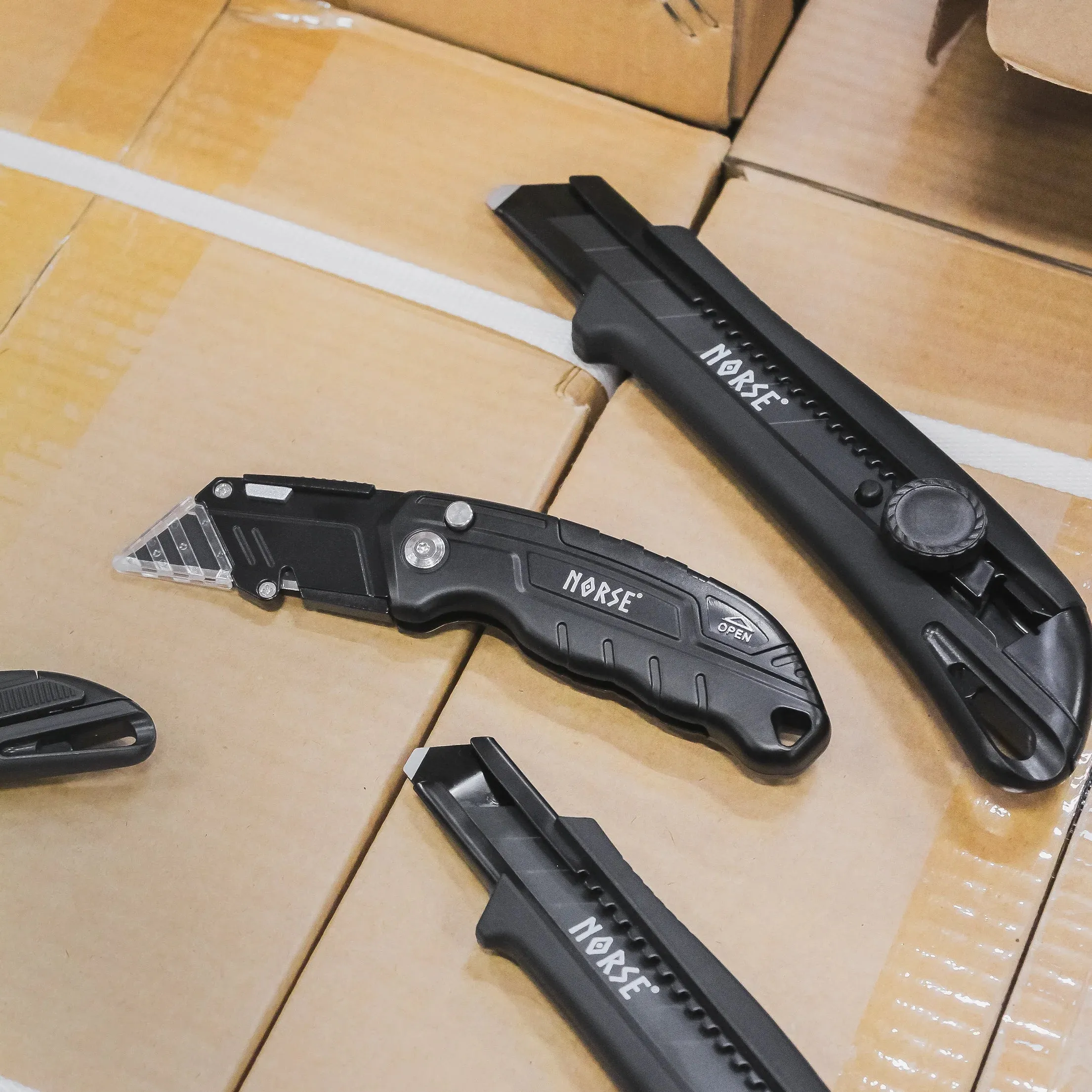 RazorTail Folding Knife
