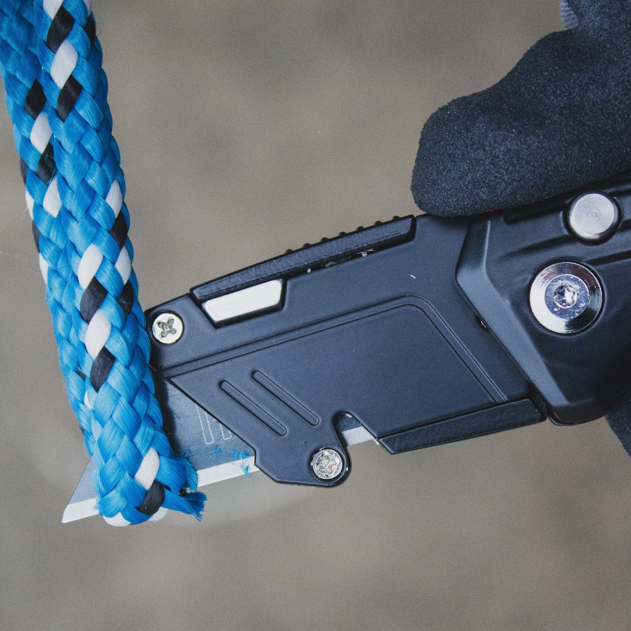 RazorTail Folding Knife