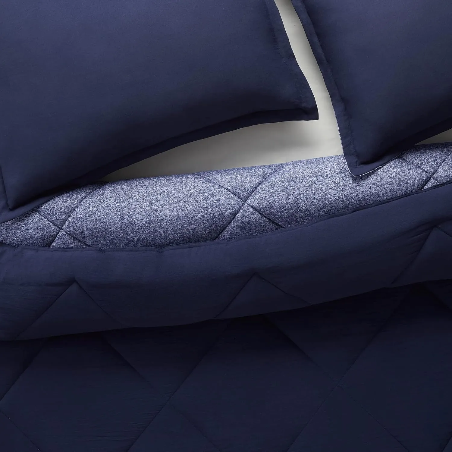 Serta Supersoft Cooling 3 Piece Reversible Comforter Set with Pillow Covers for All Season, King, Peacoat