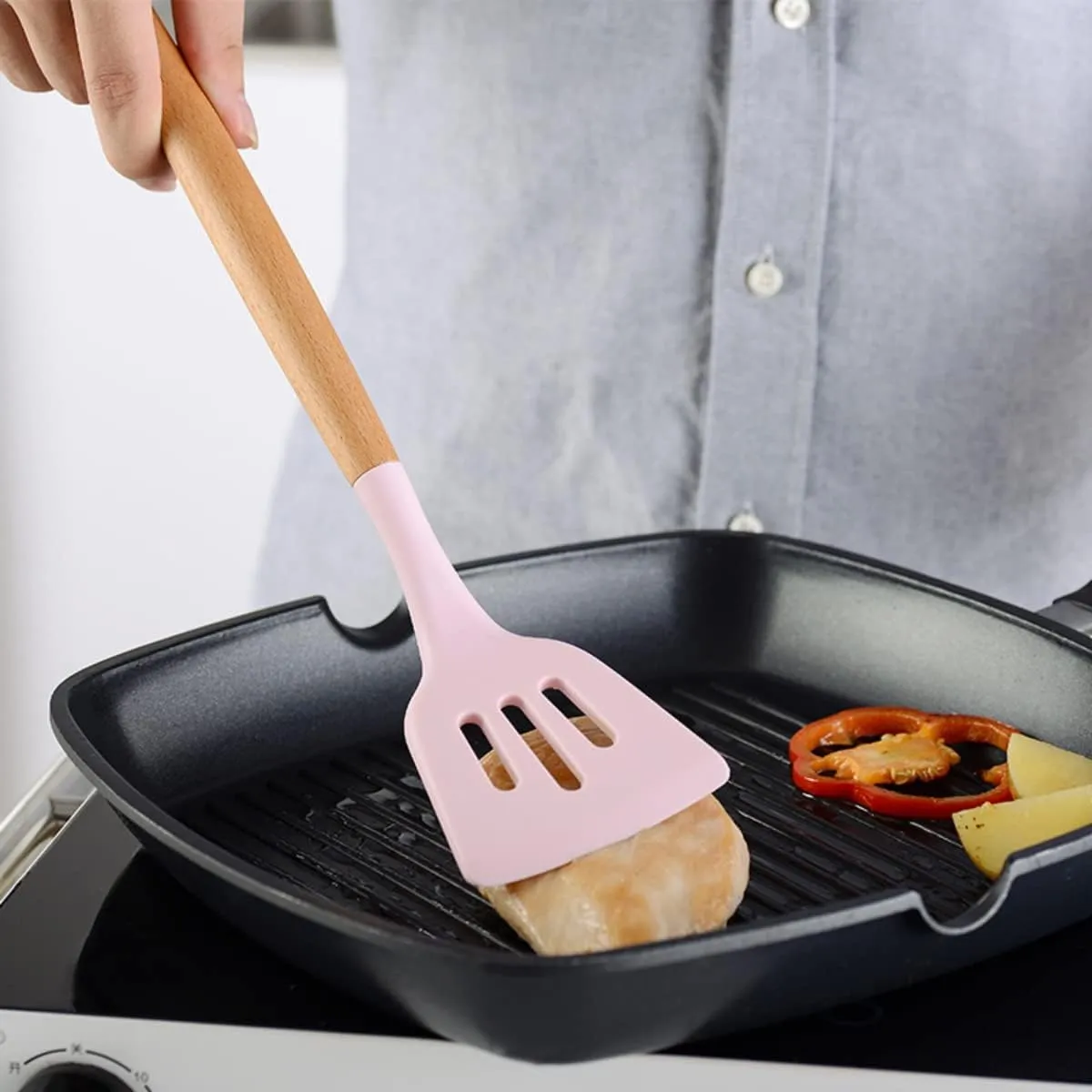 Silicone Cooking Utensils Set, 12-piece Kitchen Utensil Set Non-stick Cookware Is Heat-resistant, BPA-Free, Cooking Tools, Stirring Kitchen Tool Set (Pink)