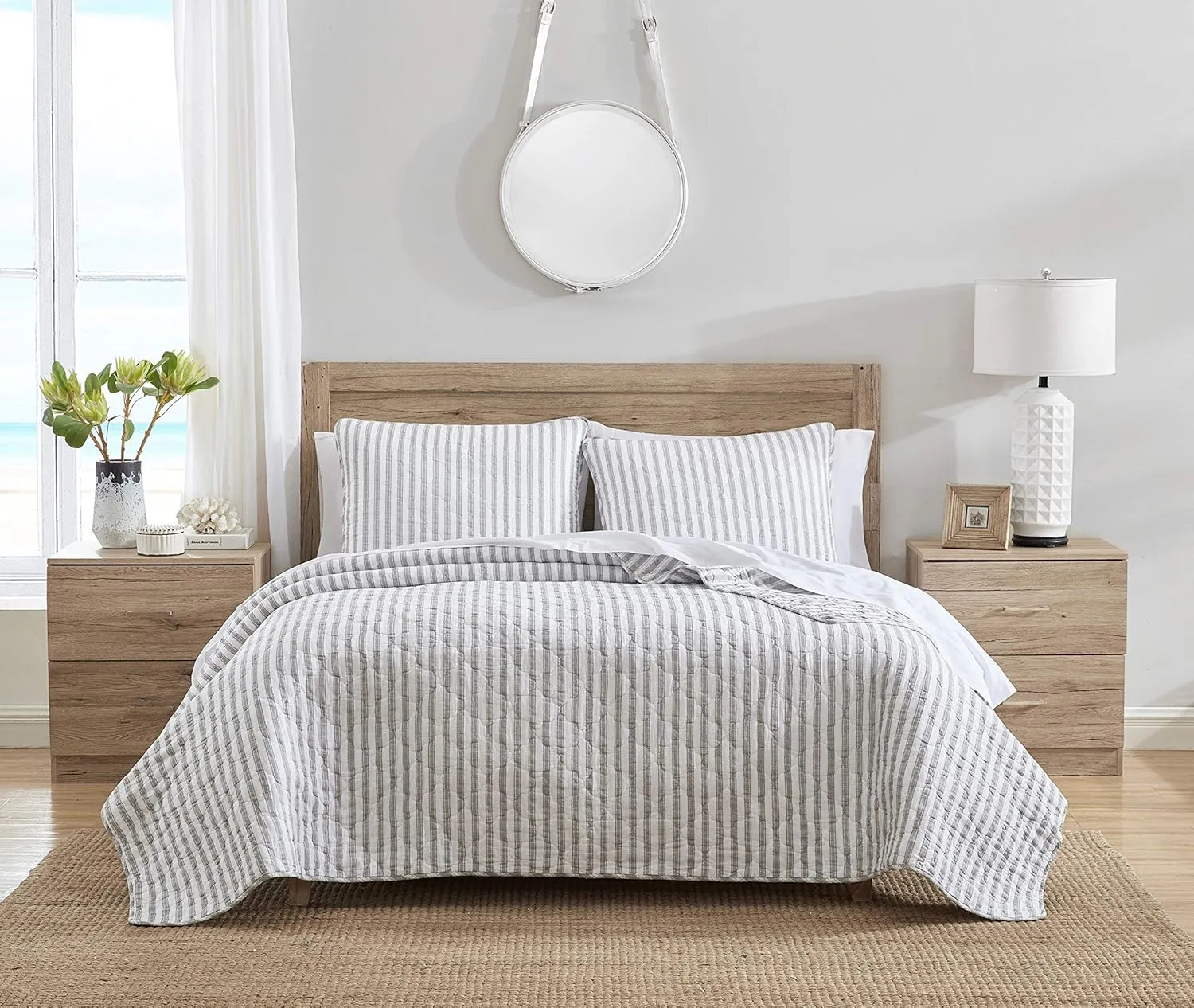 Stone Cottage | Willow Way Collection | Quilt Set - 100% Cotton, Ultra-Soft & Reversible Bedding with Matching Sham, Pre-Washed for Extra Comfort, Twin, Grey