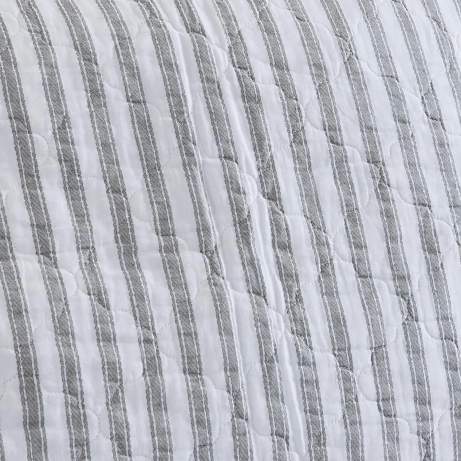 Stone Cottage | Willow Way Collection | Quilt Set - 100% Cotton, Ultra-Soft & Reversible Bedding with Matching Sham, Pre-Washed for Extra Comfort, Twin, Grey