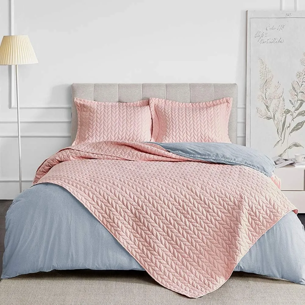 SunStyle Home King Quilt Bedding Set Pink, Lightweight Summer Bedspread Blanket King Size Quilt, Luxury Durable Quilted Stitching Coverlet with 2 Pillow Shams Leaf Embroidered Pattern All Seasons 3pcs
