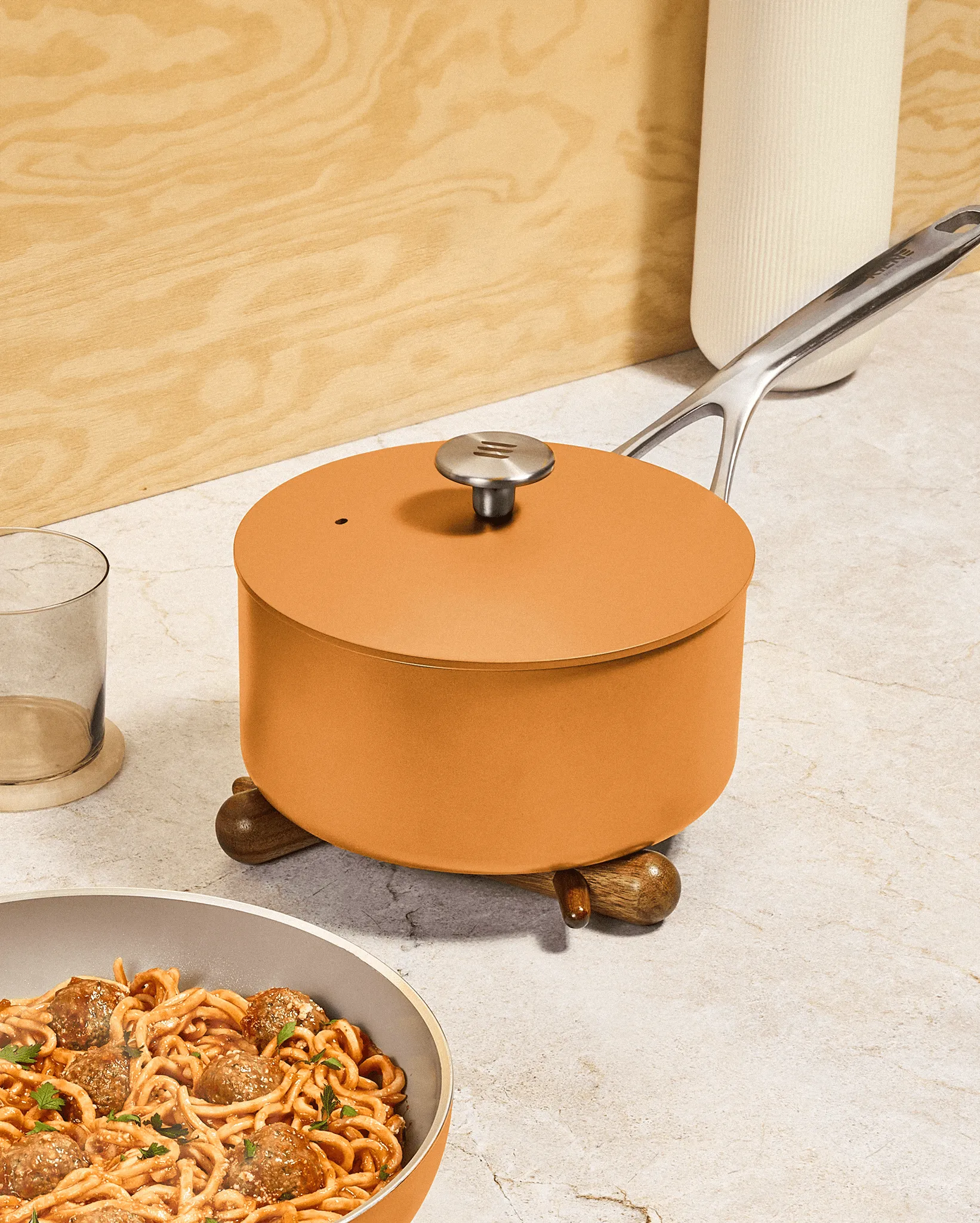 The 8" Ceramic Pot