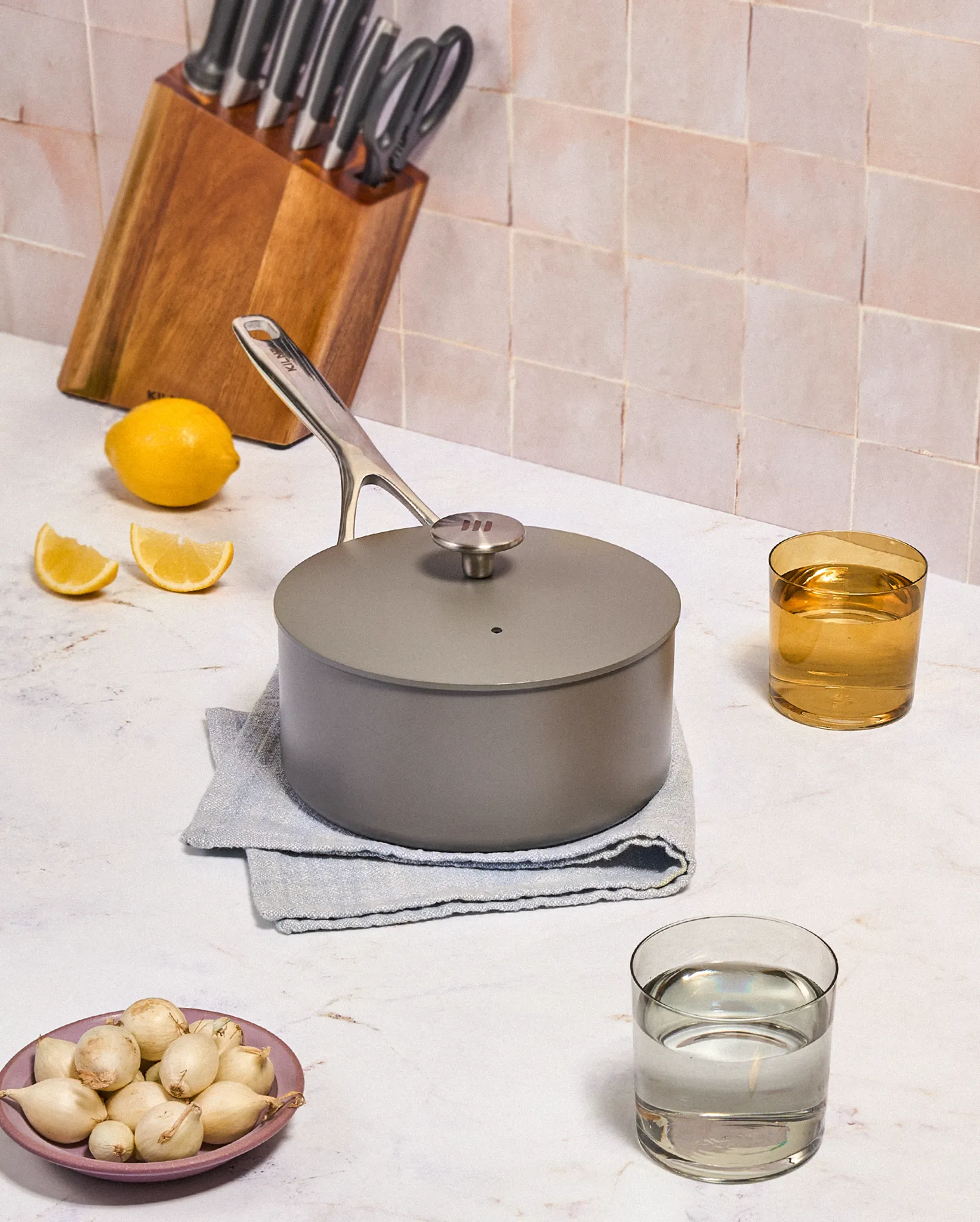 The 8" Ceramic Pot