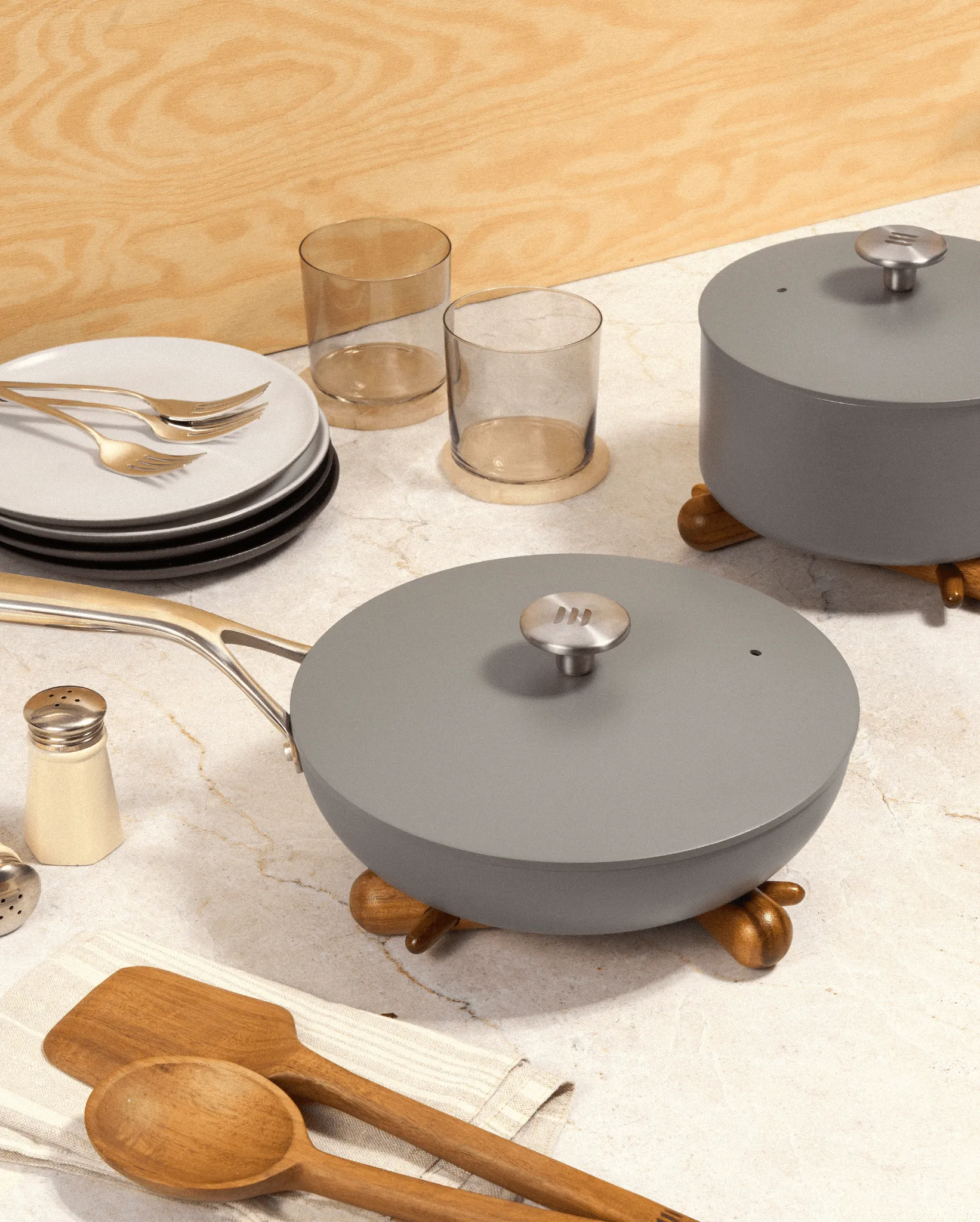 The 9.5" Ceramic Pan
