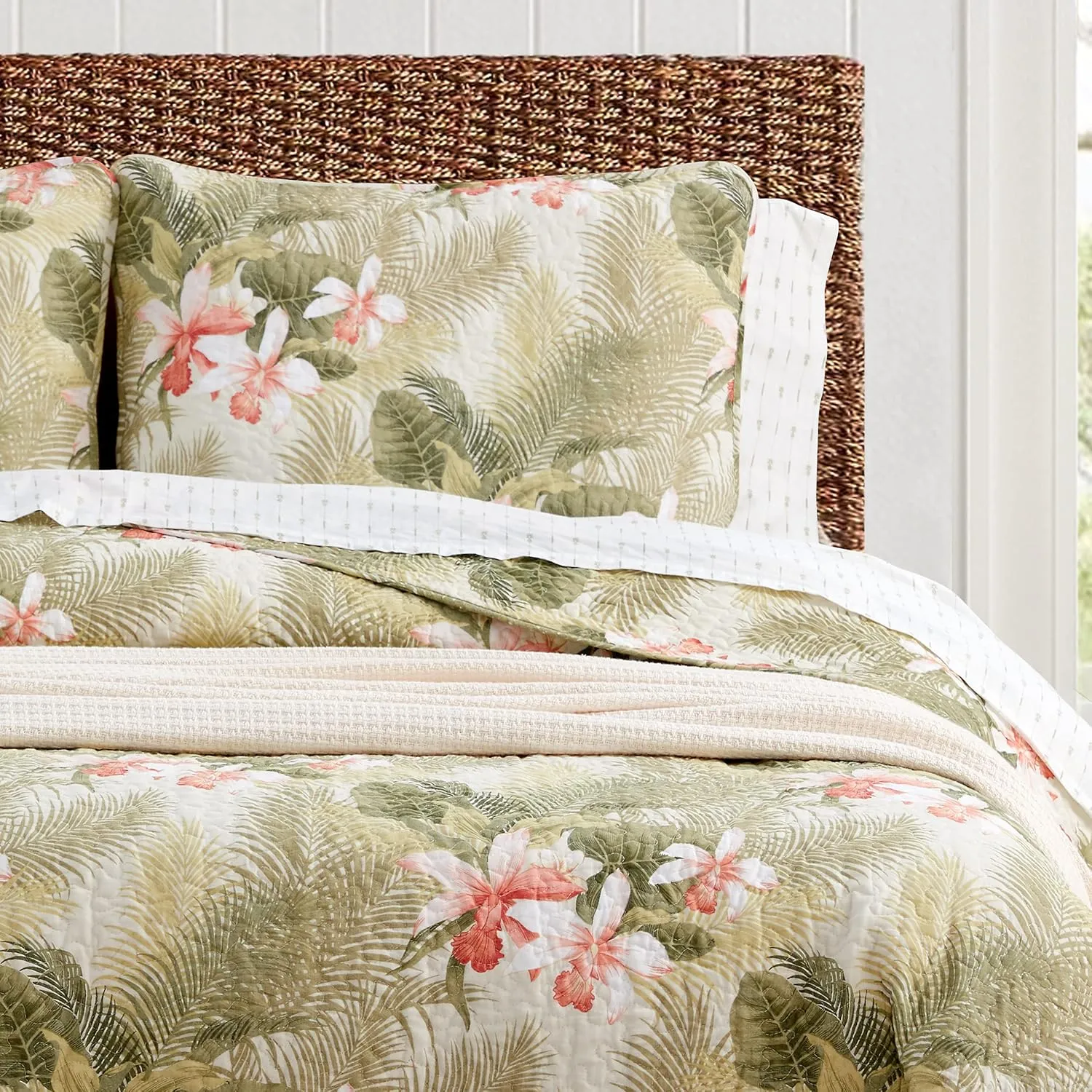 Tommy Bahama Topical Orchid Collection Quilt Set-100% Cotton, Reversible, Ideal for All Seasons, Pre-Washed for Added Softness, King, Green (Tropical Orchid Green, King)