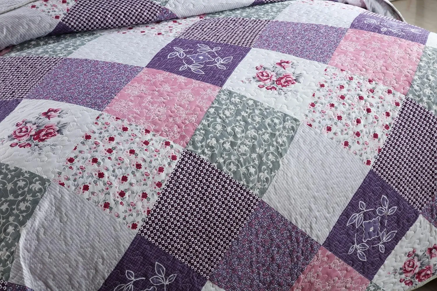 Travan Bedspread Quilt Set 3-Piece Lightweight Coverlet Set with Shams Reversible Quilted Bedding Set for All Season, Purple Floral, King Size