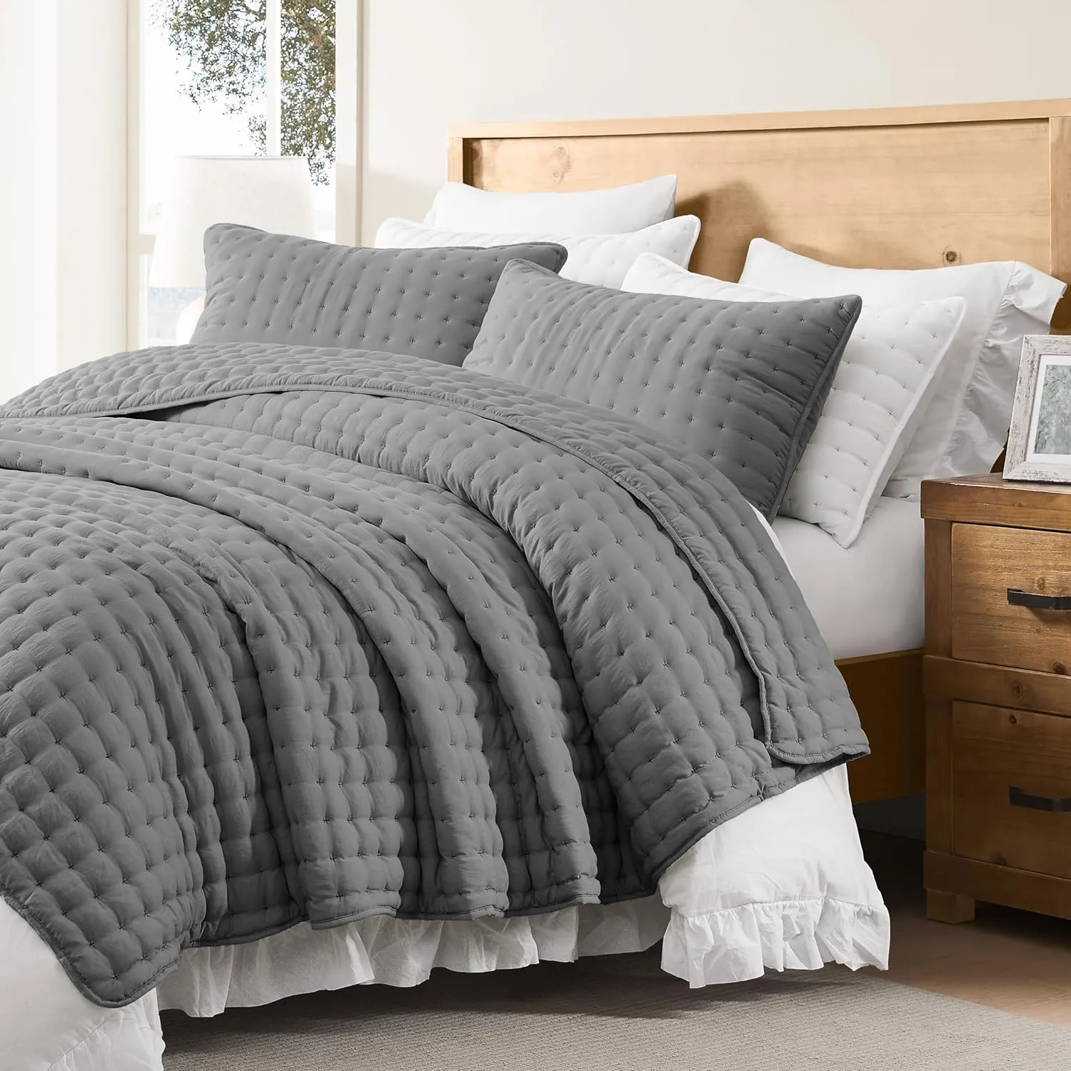 WDCOZY Dark Grey King Size Quilt Bedding Sets with Pillow Shams, Deep Lightweight Bedspread Coverlet, Quilted Blanket Thin Comforter Bed Cover, All Season Summer Spring, 3 Pieces, 104x90 inches