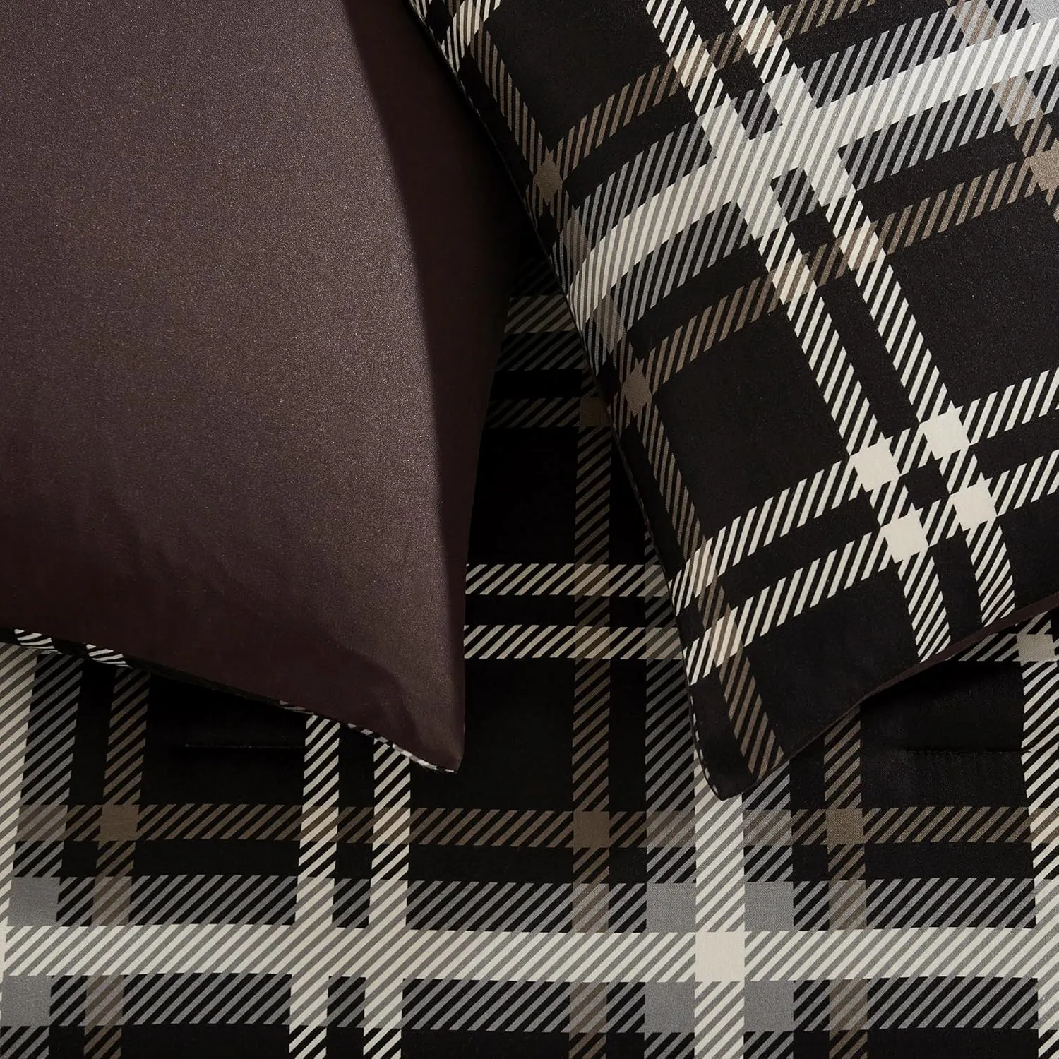 Wonderful Queen Comforter Set, Buffalo Plaid, Wooly Feel, Brushed Hypoallergenic, 3 Pieces with Pillow Shams, Lightweight Cabin Lodge Bedding for All Season (Dark Brown, Queen)